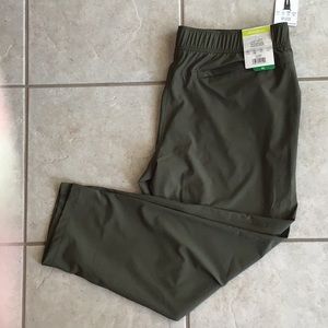 Eddie Bauer Departure ankle pants